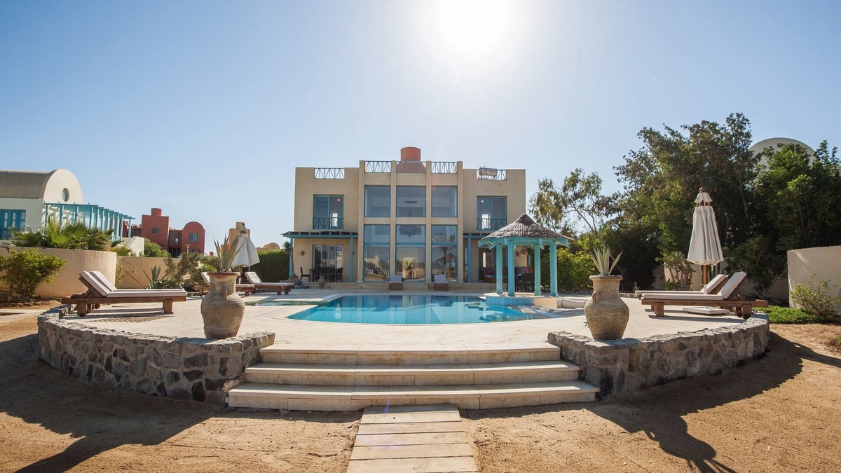 El Gouna Villa | Stunning Golf Villa in El Gouna with Heated Pool