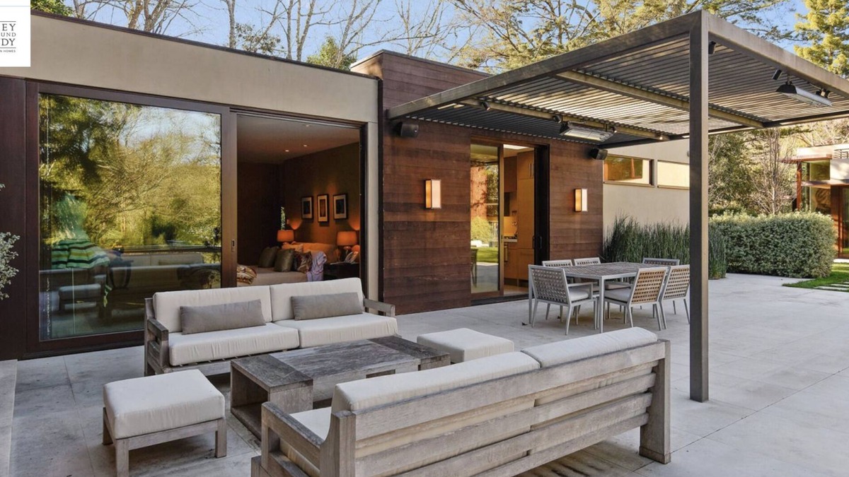 San Anselmo Cottage | Stunning Guest Cottage with Pool in the Heart of Ross