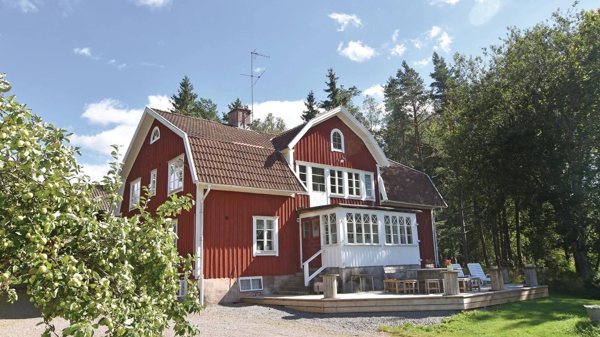 Algaras House | Stunning home in älgarås with WiFi