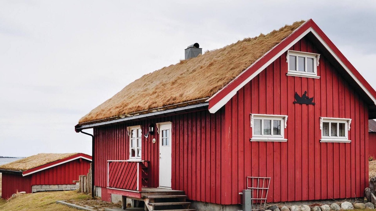Vestvagøy House | Stunning home in Bøstad with WiFi