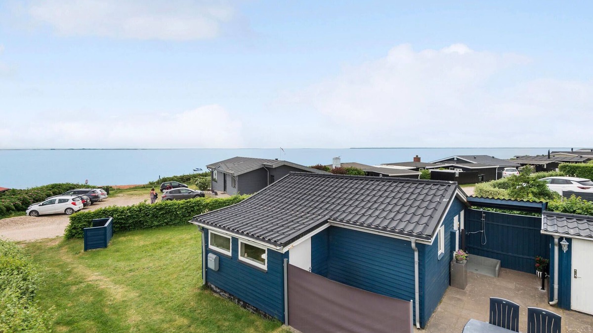 Sjaelborg House | Stunning home in Esbjerg V with WiFi