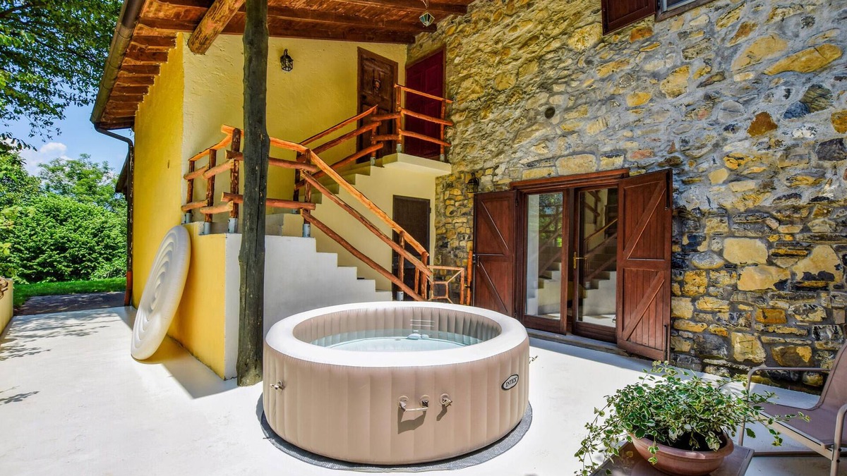 Solto Collina House | Stunning home in Solto Collina