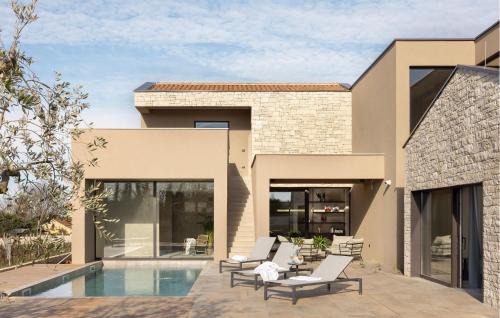 Kastelir-Labinci House | Stunning Home In Kastelir With Sauna