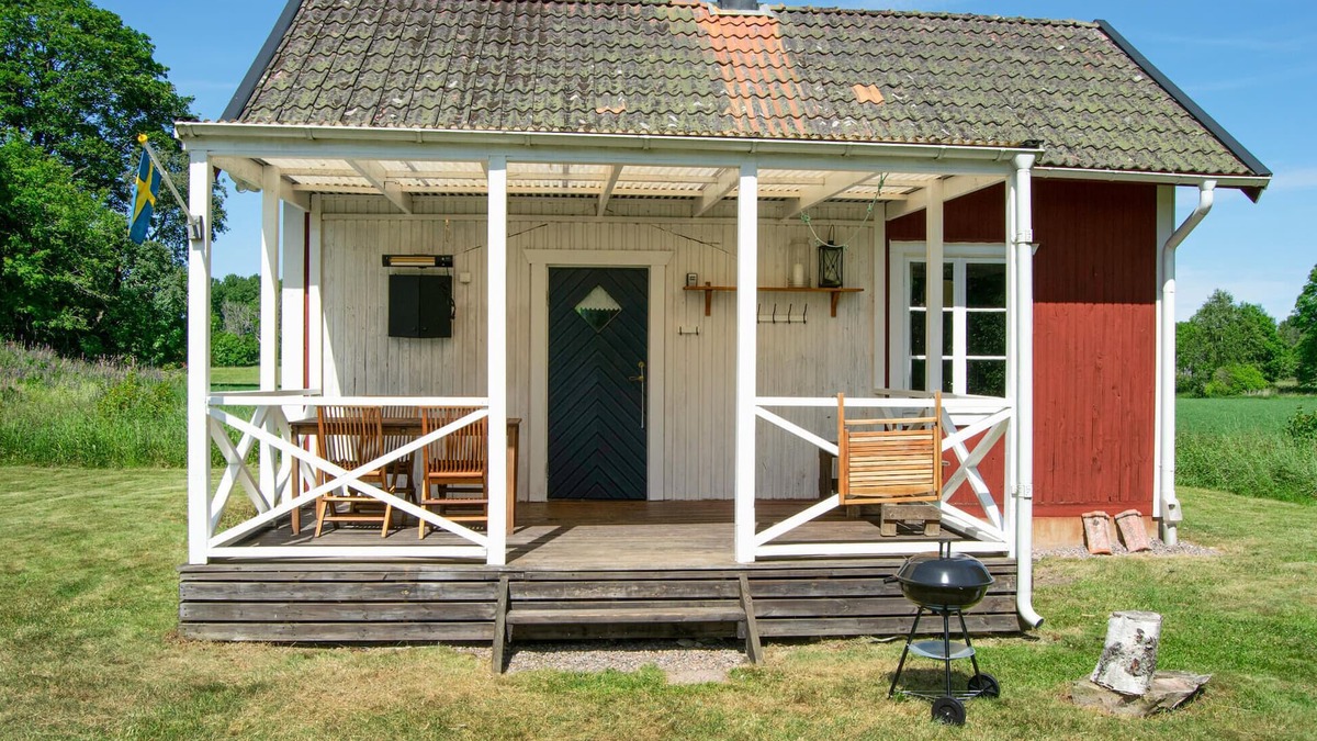 Narkesberg House | Stunning home in Närkesberg with WiFi