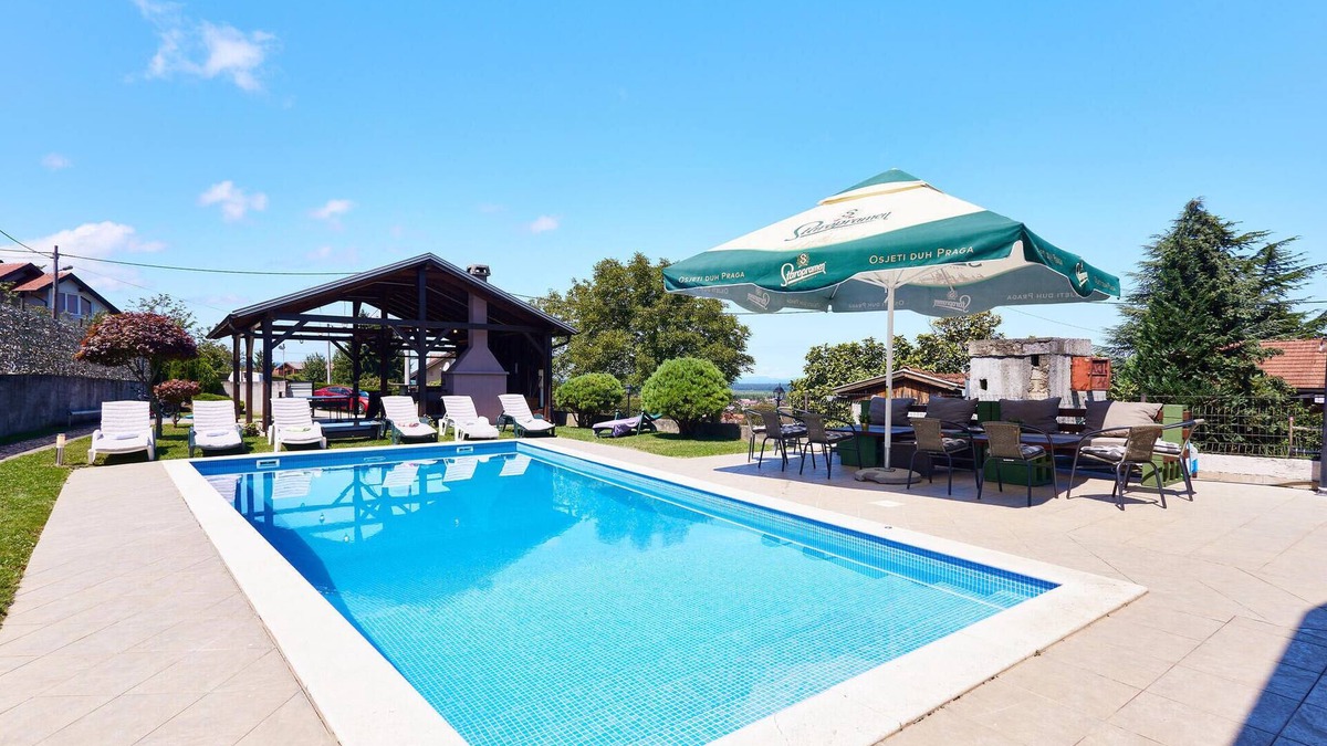 Kupinecki Kraljevec House | Stunning home in Starjak