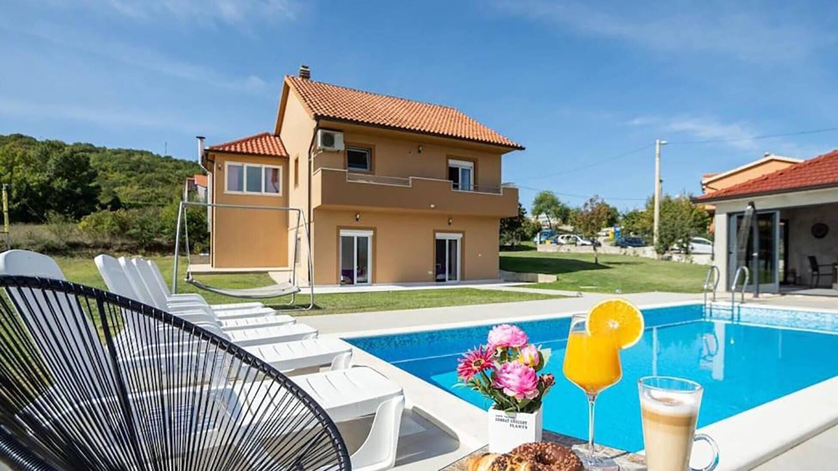 Trilj House | Stunning home in Trilj with WiFi