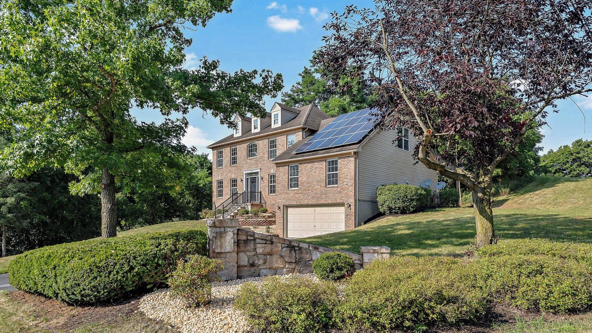 Lewisberry House | Stunning Home Near Hersheypark & Gettysburg, Fast Wi-Fi w/ HULU