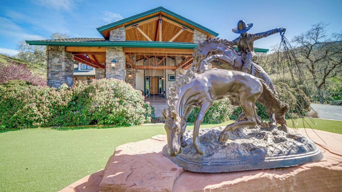 California Wine Country Villa | Stunning Hopland Vacation Rental w/Pool & Hot Tub