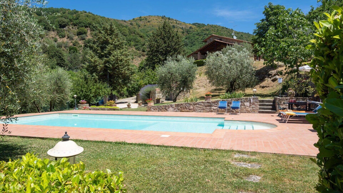 Castiglion Fiorentino House | Stunning private villa for 6 people with WIFI, private pool, TV, terrace and pets allowed
