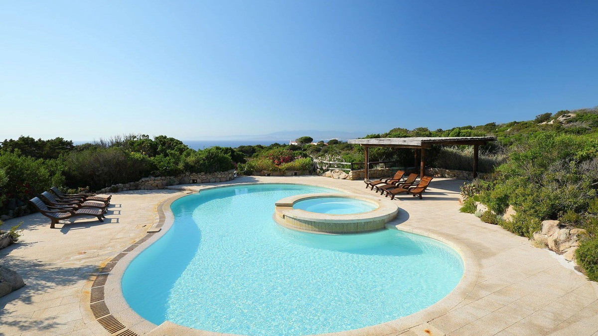 Santa Teresa di Gallura Villa | Stunning private villa with A/C, private pool, WIFI, hot tub, TV, patio and panoramic view