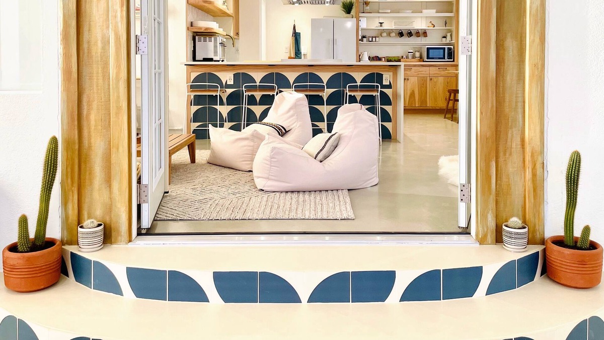 Twentynine Palms House | Stunning Kitchen + Mountain Views + Clean Water + EV