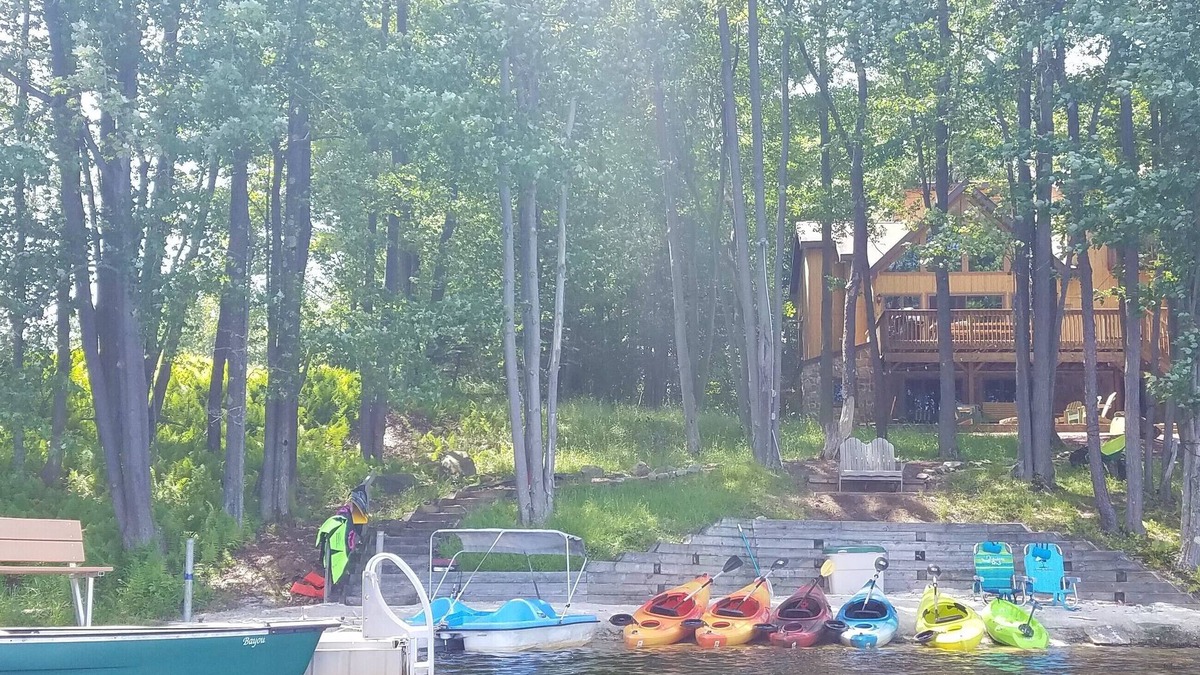 Gouldsboro House | Stunning lakefront home in the Big Bass Lake Community