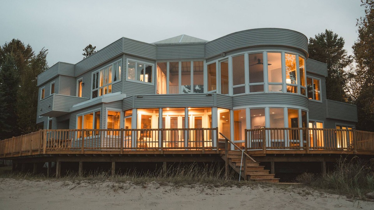 Cheboygan House | Stunning Lakefront Retreat with Private Beach, sleeps 12 people!