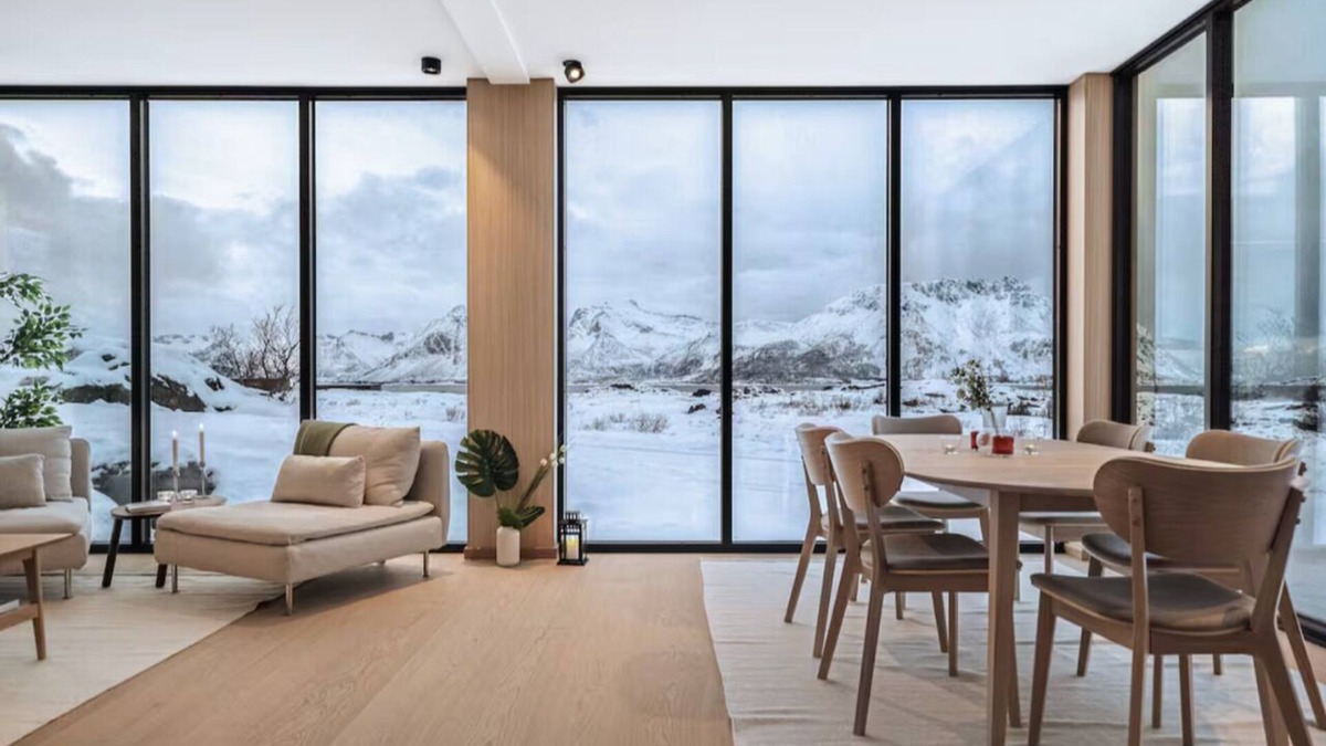 Vagan Cabin | Stunning Lofoten Lodge with Views & Jacuzzi