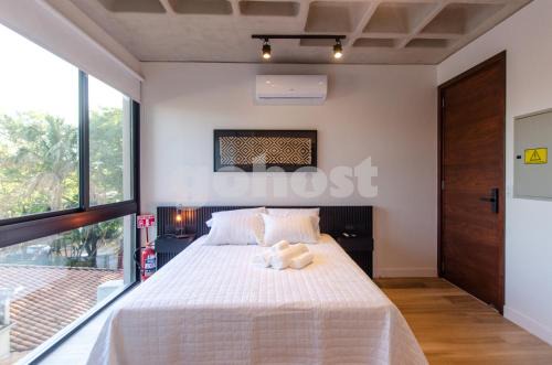 Asuncion Apartment | Stunning Loft Near La Cuadrita Villa Morra