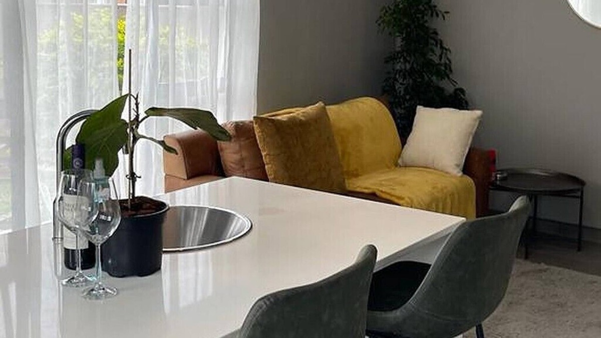Bulawayo Apartment | Stunning, luxurious studio in Malindela - 2044