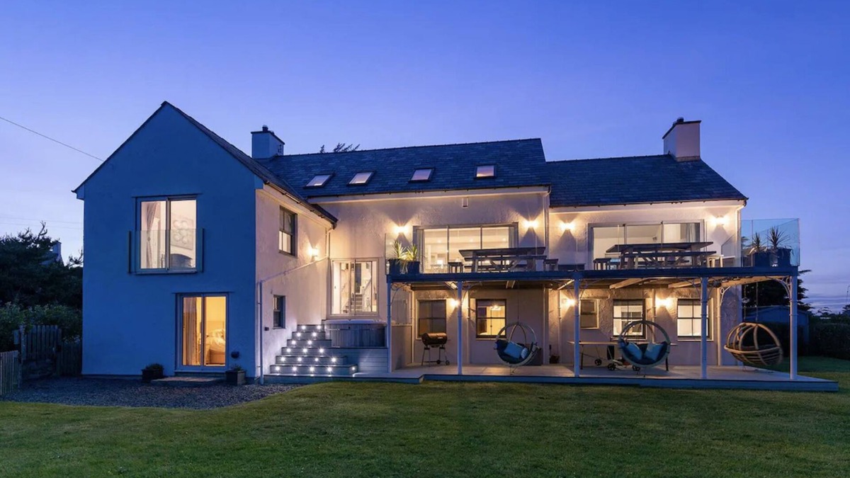Rhoscolyn House | Stunning luxury stay, with hot tub, tennis court and sea views. Sleeping 16-18.