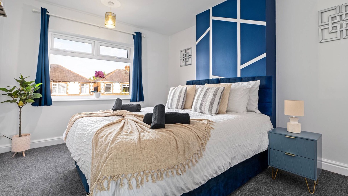 Doncaster House | Stunning Modern Home 4 mins from Racecourse