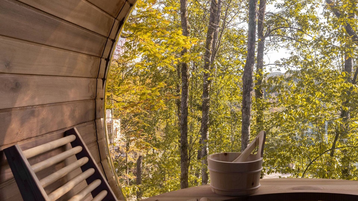 La Conception Ski Chalet | Stunning modern chalet nestled in the breathtaking Laurentian mountains.