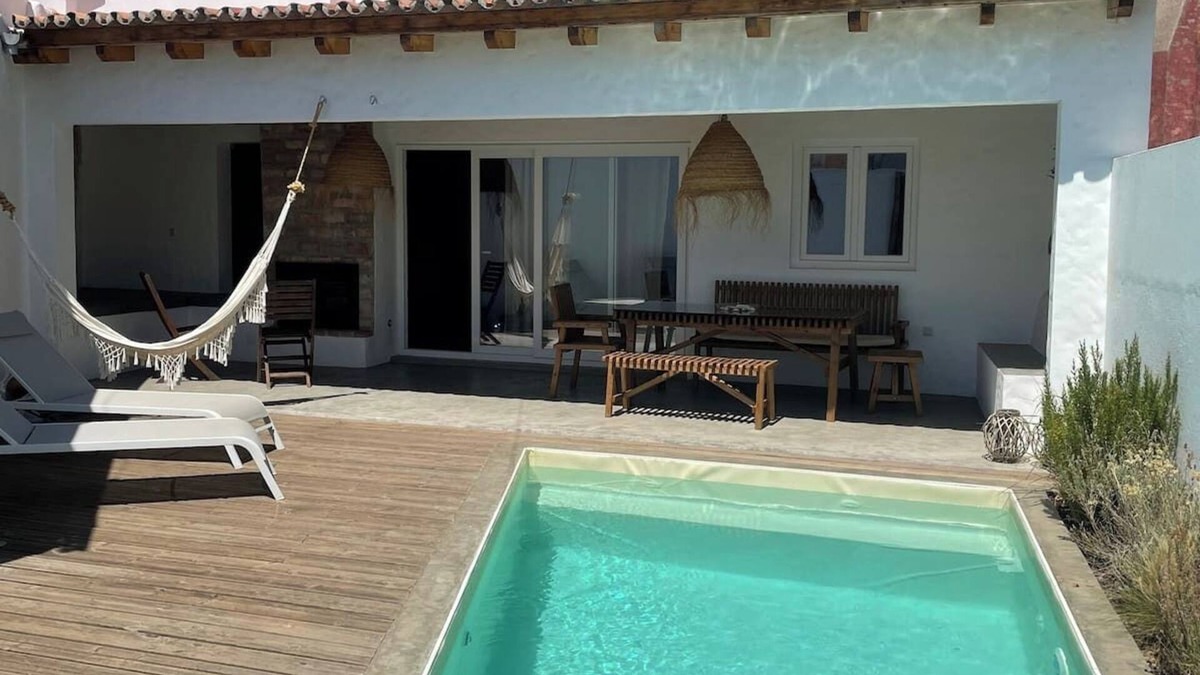 Grandola House | Stunning modern house with pool - close to Portugal's best hidden beaches