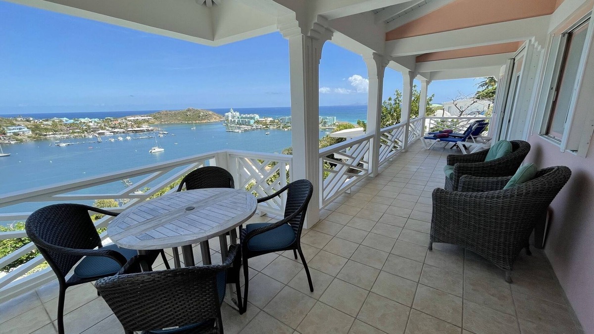 Oyster Pond Villa | Stunning Ocean & Oyster Pond Views Private Villa Fast Fiber WiFi & 40ft Terrace