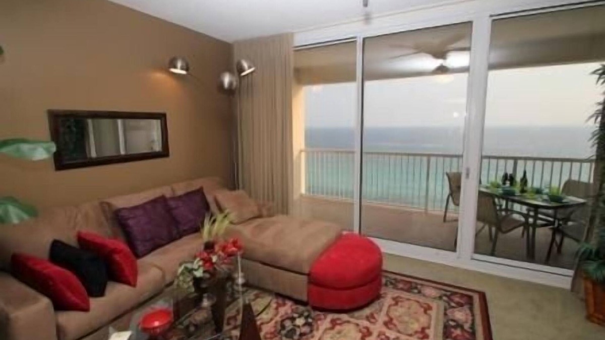 Long Beach Condo | STUNNING OCEANFRONT! ~ FREE BEACH CHAIRS! ~ SPECTACULAR VIEW!