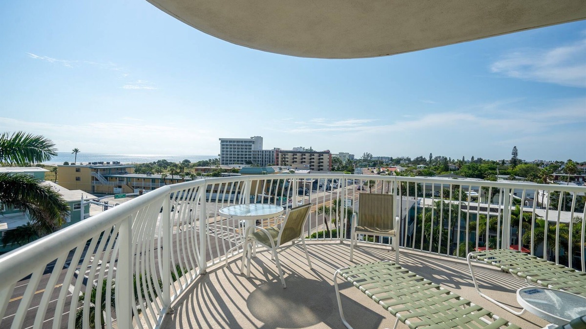 Capri Isle Condo | Stunning Ocean Views 7th Night Free Sept