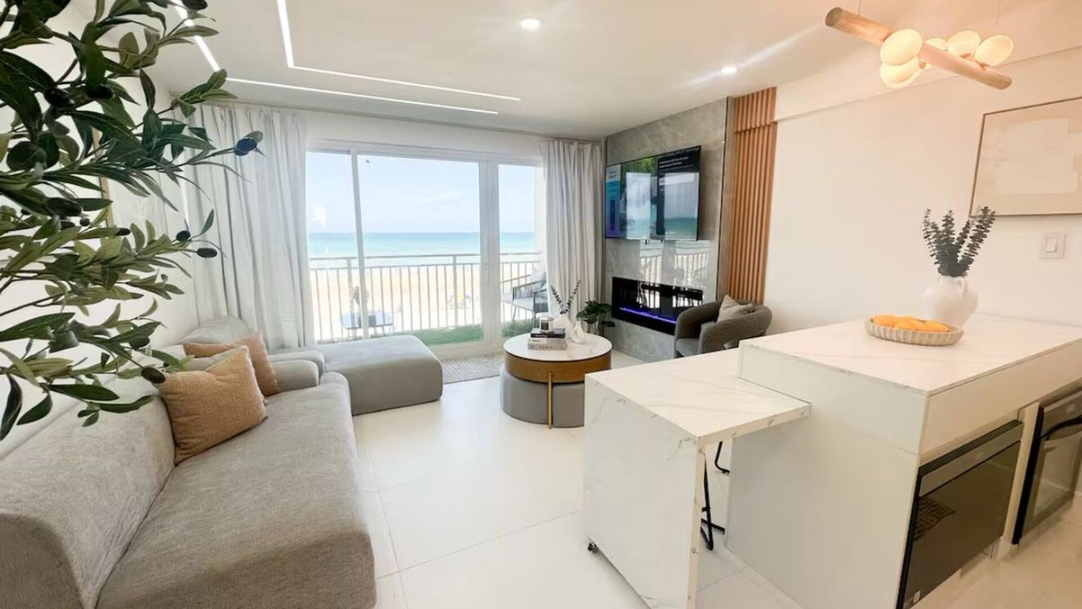 Daytona Beach Apartment | Stunning Oceanfront Apartment in the Heart of Daytona Beach