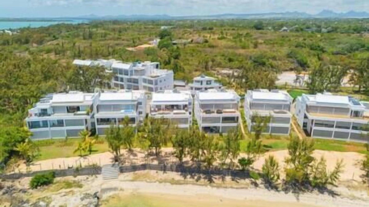 Grand Gaube Apartment | Stunning Penthouse facing the fine sandy beach.