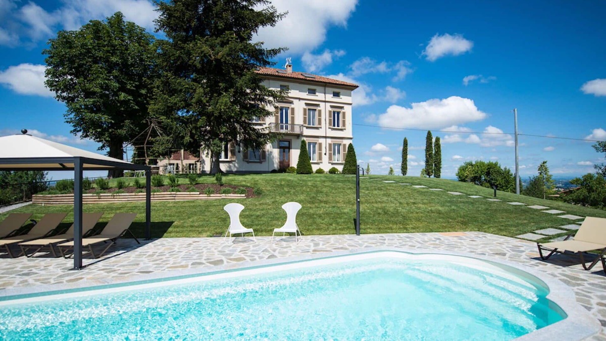Costigliole d'Asti Villa | Stunning private villa with A/C, private pool, WIFI, TV, patio, panoramic view and parking