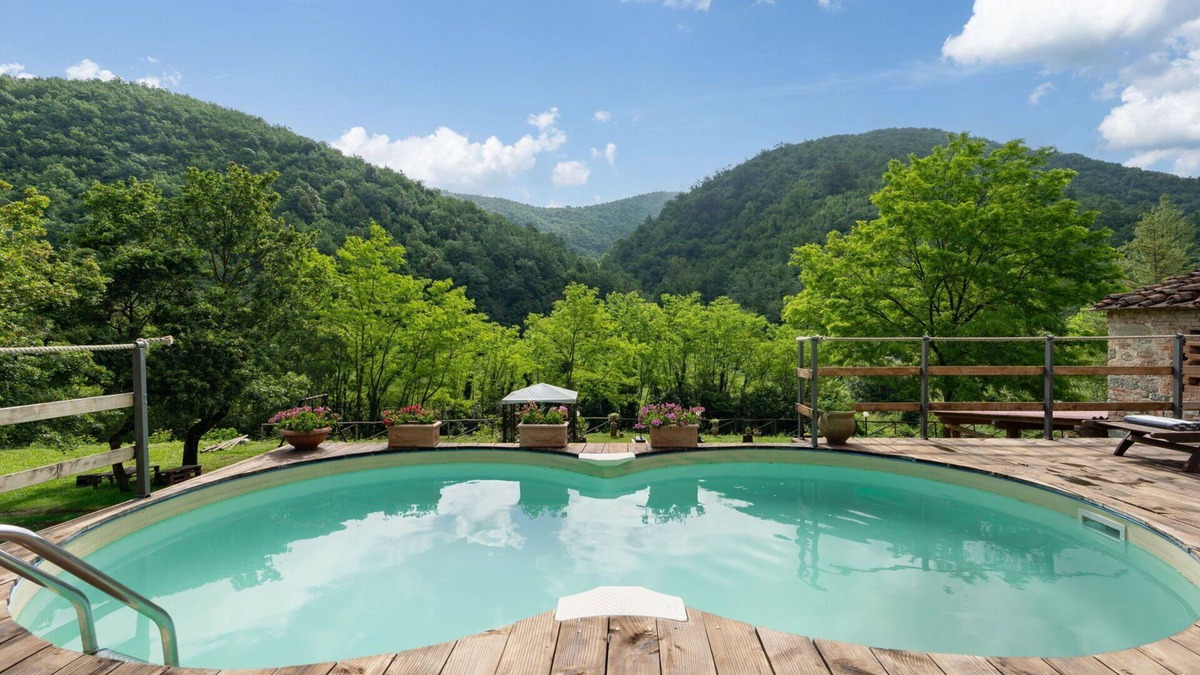 Borgo San Lorenzo Villa | Stunning private villa with WIFI, private pool, TV, patio and panoramic view, close to Florence