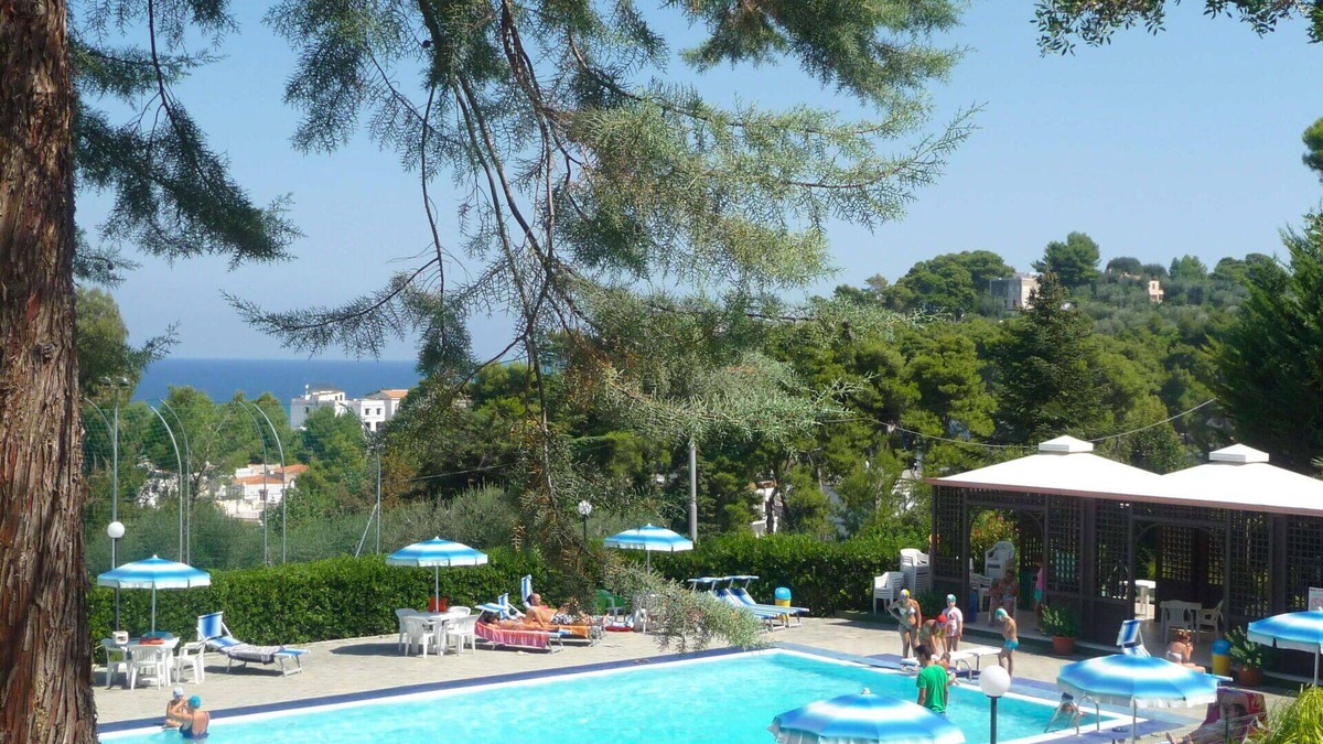 Vico del Gargano House | Stunning private villa for 5 people with pool, A/C, WIFI and terrace