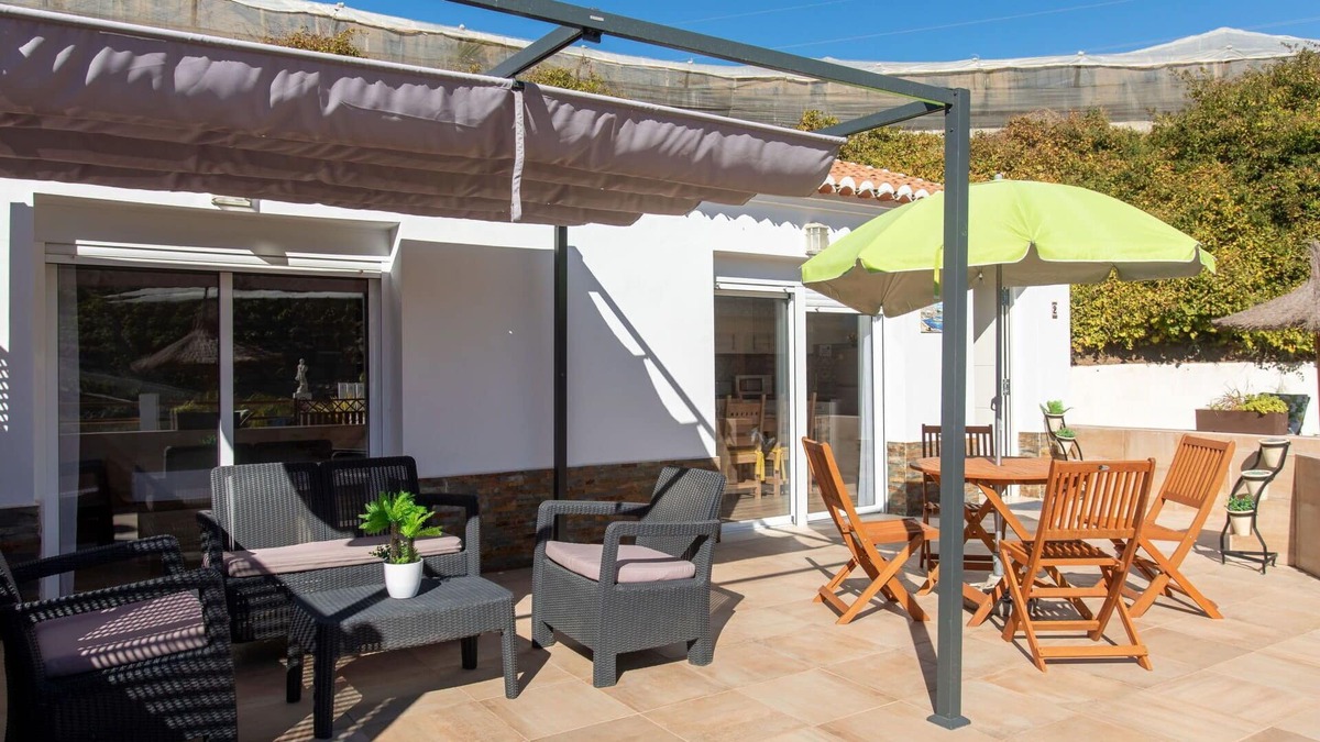 Mezquitilla Villa | Stunning private villa for 2 people with private pool, WIFI, A/C, TV, patio and parking