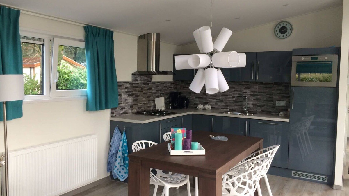 IJhorst House | Stunning private villa for 4 people with pool, WIFI, TV and terrace