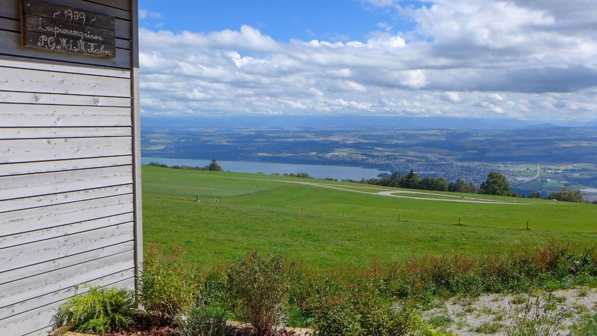 Bullet House | Stunning private villa for 6 people with WIFI, pets allowed and panoramic view