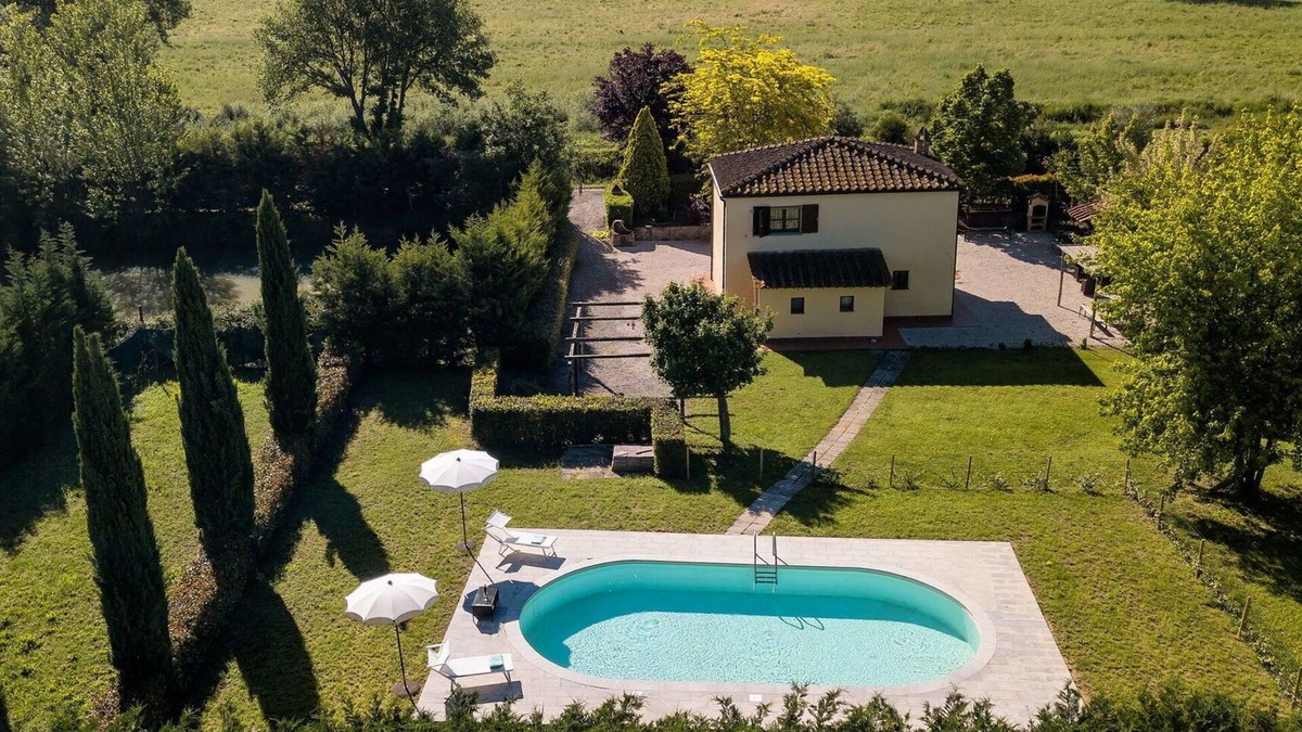 Santarello Villa | Stunning private villa with private pool, WIFI, A/C, patio, panoramic view, close to Montepulciano