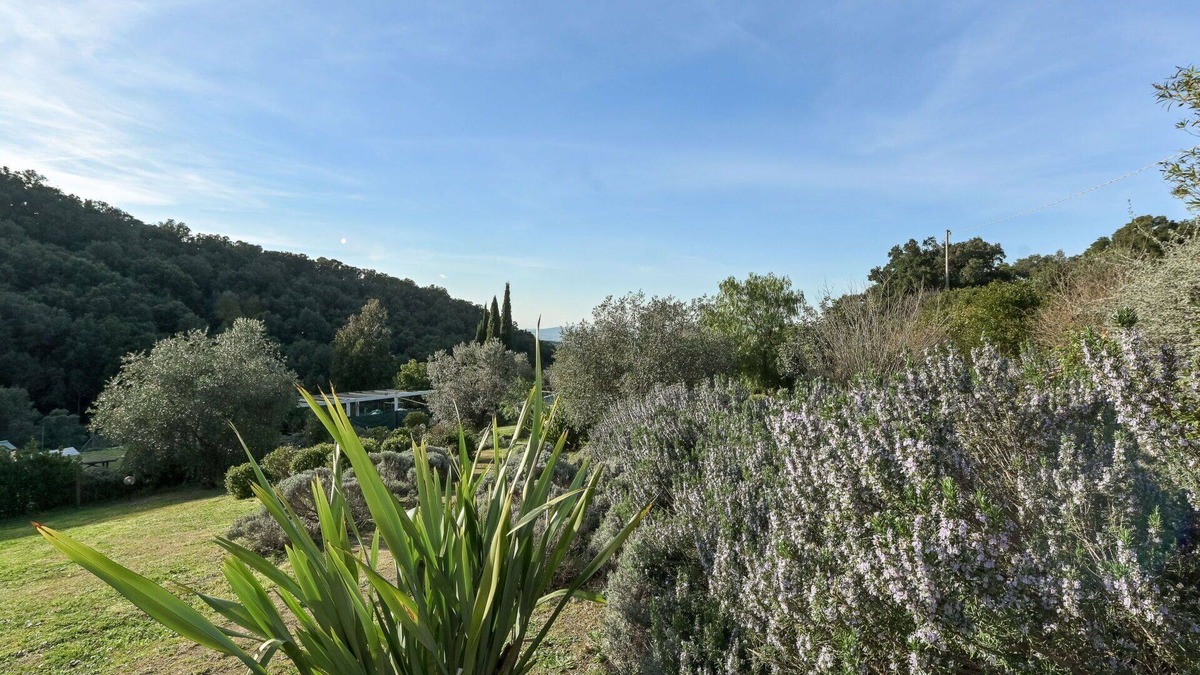 Scarlino Villa | Stunning private villa for 7 people with private pool, WIFI, patio, pets allowed and panoramic v.