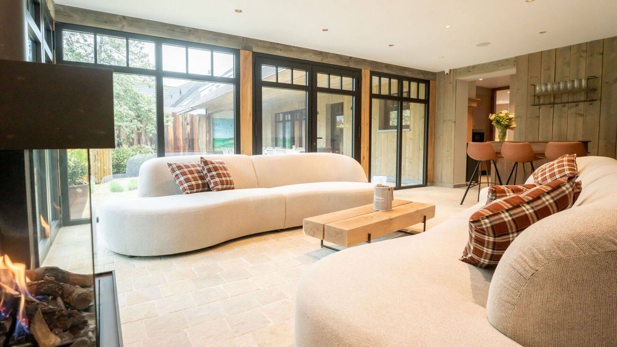 Klemskerke House | Stunning private villa for 12 guests with WIFI, TV and patio