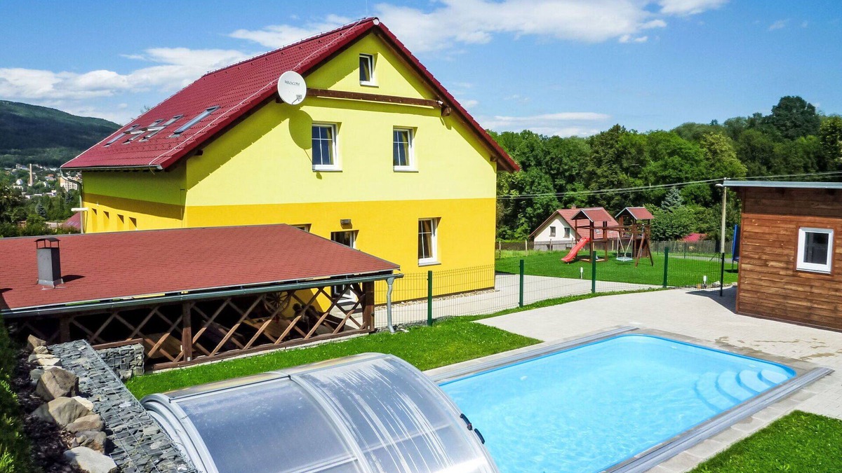 Jilove House | Stunning private villa for 18 guests with WIFI, hot tub, private pool, TV and patio