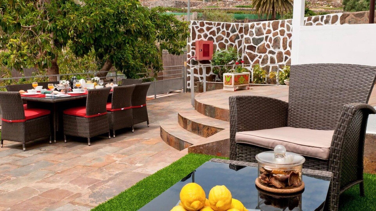 Ingenio Villa | Stunning private villa for 12 guests with A/C, private pool, WIFI, TV and patio