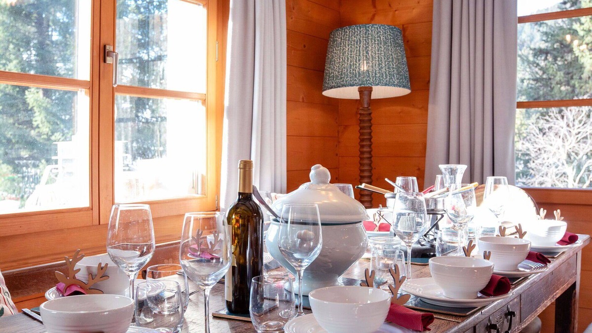 Villars-sur-Ollon House | Stunning private villa for 10 people with WIFI, TV and terrace