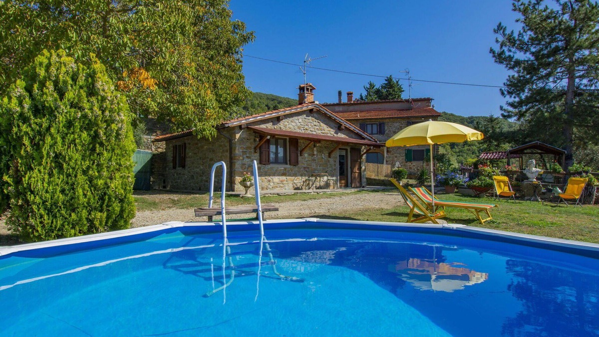 Dicomano House | Stunning private villa for 5 guests with private pool, hot tub, WIFI, TV, patio and pets allowed