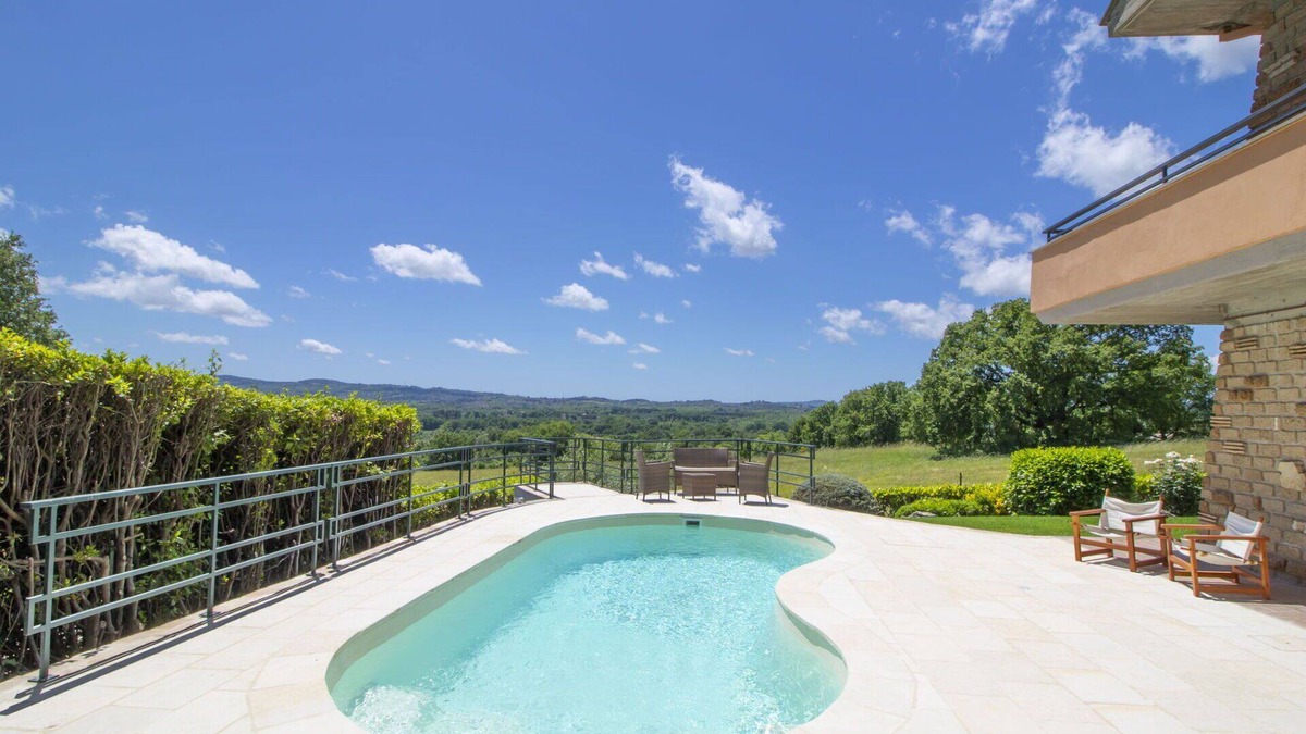 Sutri Villa | Stunning private villa for 11 guests with private pool, WIFI, A/C, TV, terrace and pets allowed