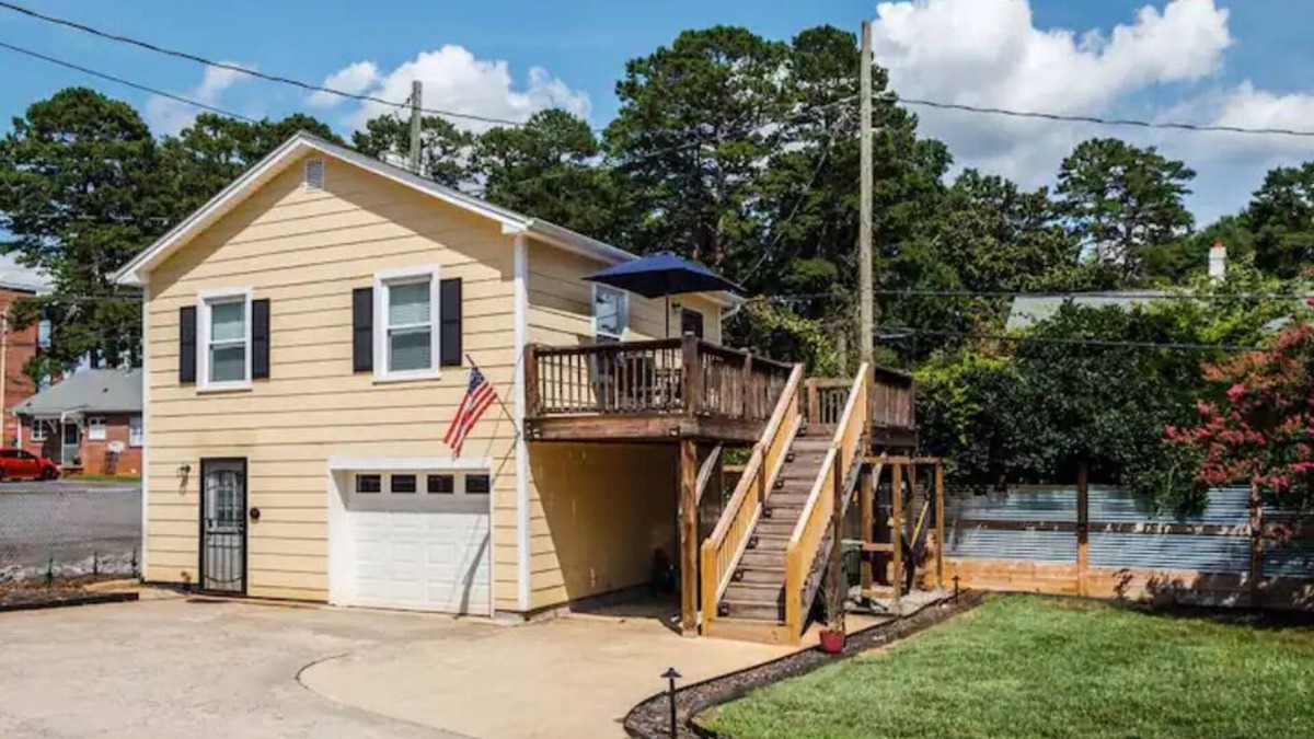 Gastonia House | Stunning renovated historic home with in-law apt