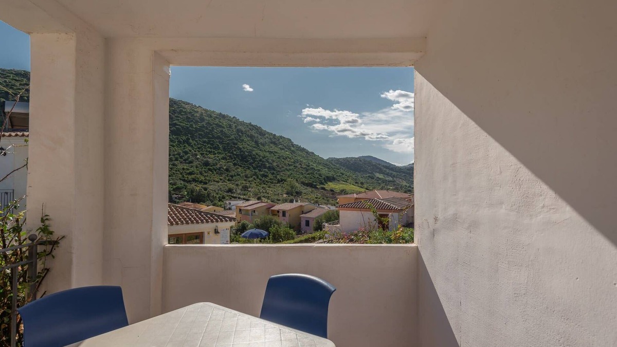Tanaunella Apartment | Stunning Residence Bouganvillage 2 Bed Apt sleep 6
