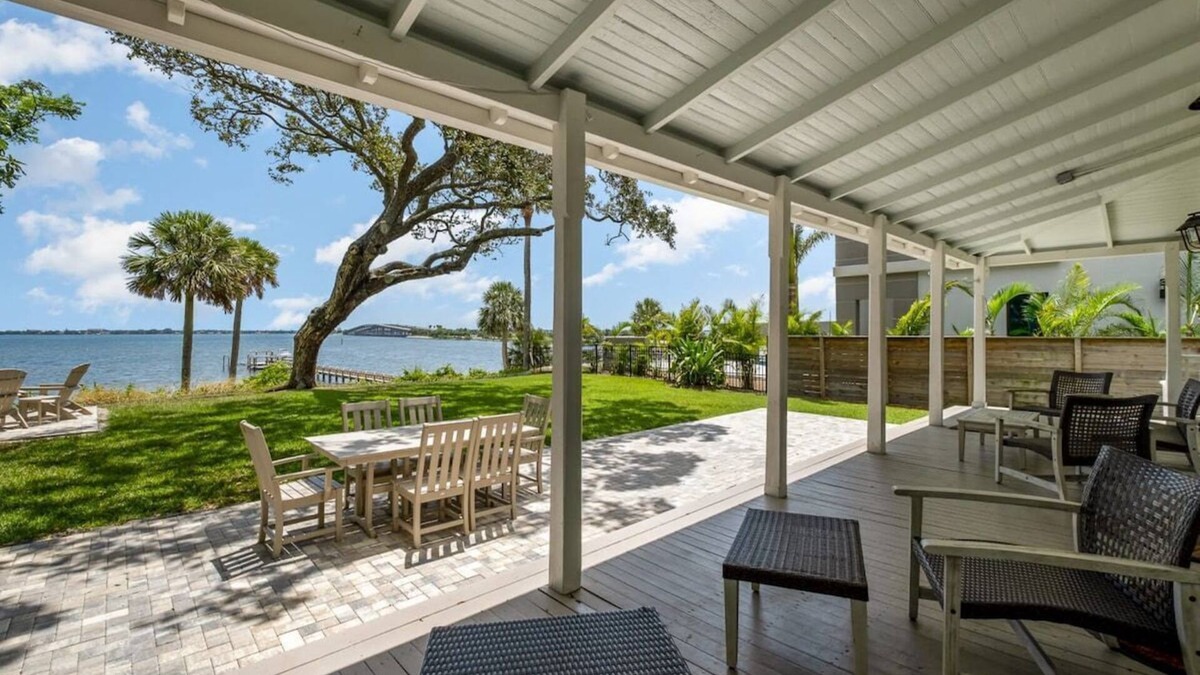 Melbourne House | Stunning River Views - Historic 3br Walk Dntn