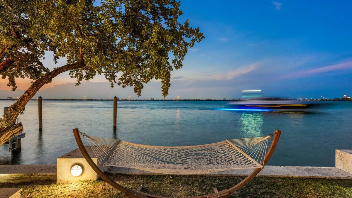 Venetian Islands Villa | Stunning Sanctuary with Wide Bay Views and Dock