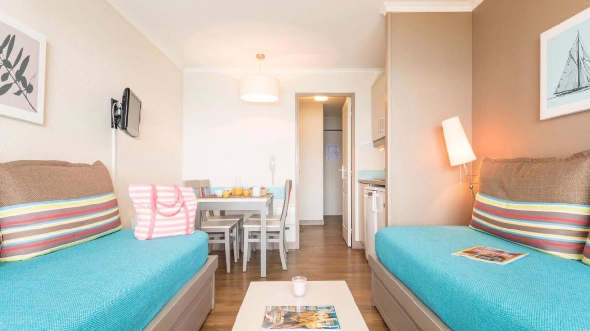 Cannes La Bocca Apartment | Stunning Sea View with Terrasse in Cannes!