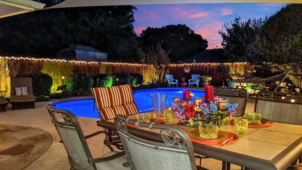 Plano House | ✪ Stunning ✪ Secluded ⛱ HEATED Pool & Spa Oasis ⛱ https:/youtu.be/kJKYxft7Z9I