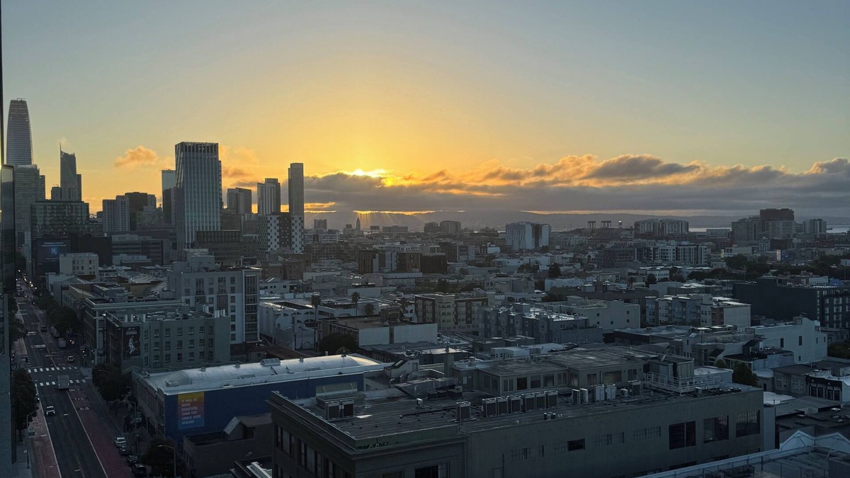 Downtown San Francisco Apartment | Stunning SF View – Luxe Condo in Secure Full-Amenity Building 1bedroom + Sofabed